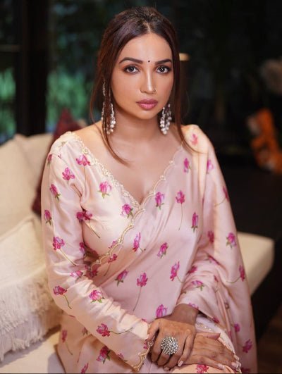 1 Min Baby Pink Floral Satin Silk Readymade Saree With Blouse UK Next Day - BONYHUBSAREE