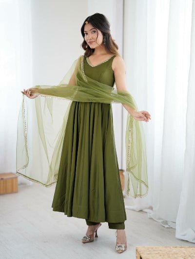 Deep Olive Green Roman Silk Chanderi Anarkali Suit Set - BONYHUBSALWAR KAMEEZ