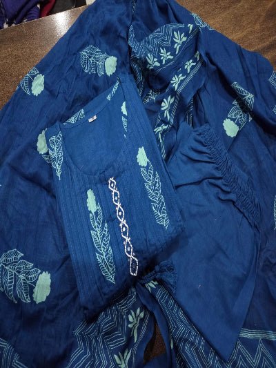 Elegant Blue Cotton print handwork Straight Suit Set - BONYHUBSALWAR KAMEEZ