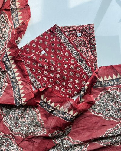 Rusty Red Embroidery Azrak Cotton Straight Suit Set - BONYHUBSALWAR KAMEEZ