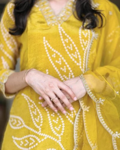 Elegant Yellow Embriodery Cotton Straight Suit Set - BONYHUBSALWAR KAMEEZ