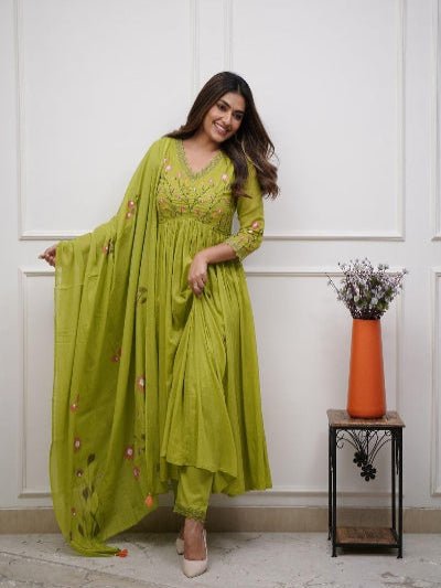 Green Elegant Embroidery Anarkali Suit With Malmal Dupatta - BONYHUBSALWAR KAMEEZ