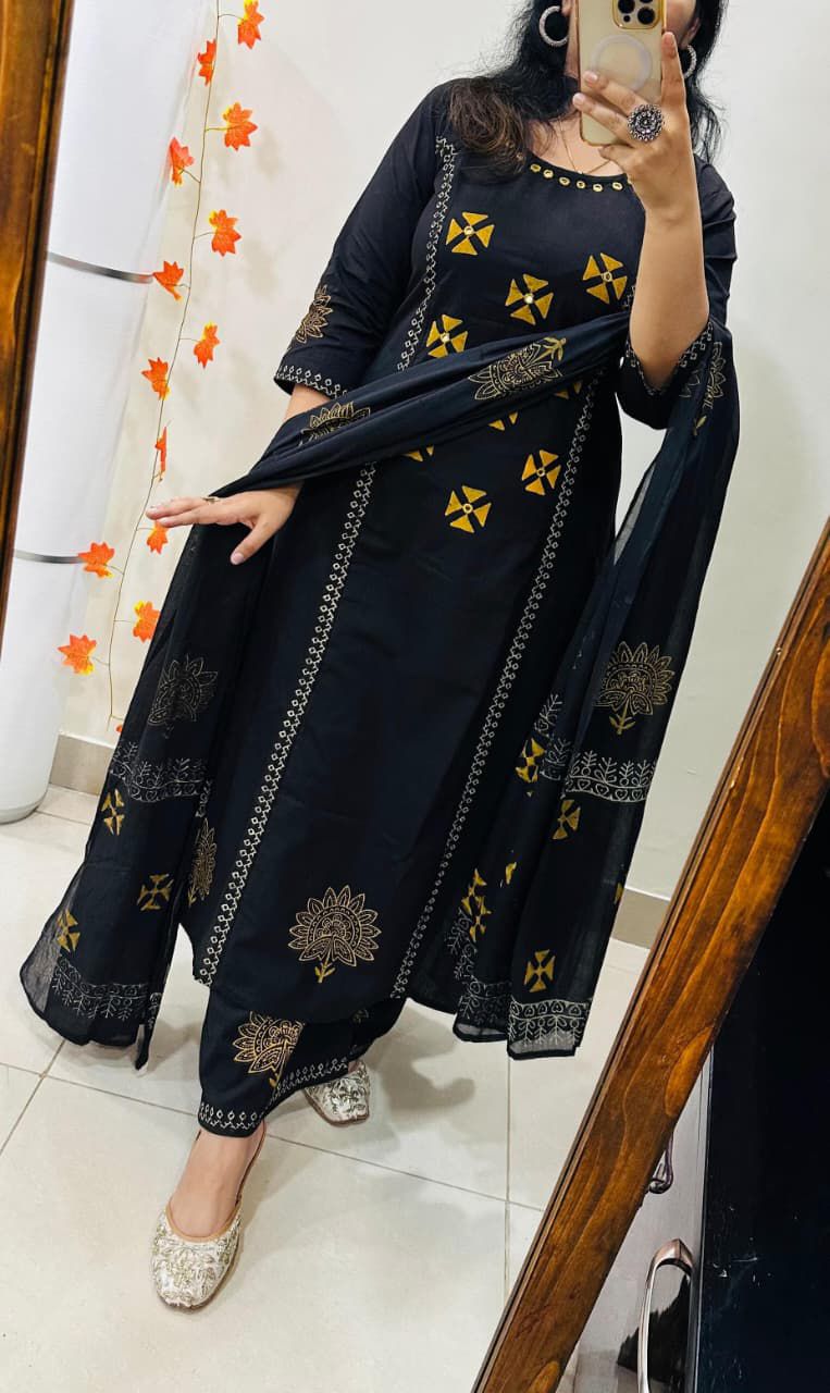 Black Elegant Block Print Cotton Straight Suit Set - BONYHUBSALWAR KAMEEZ