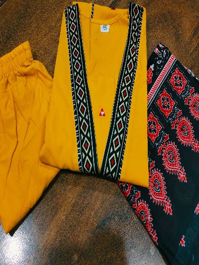 Yellow Beautiful Printed Cotton Straight Suit Set - BONYHUBSALWAR KAMEEZ