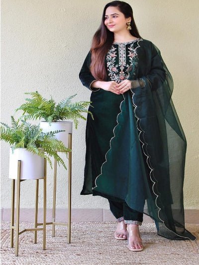 Rich Bottle Green Thread Embroidery Velvet Straight Suit - BONYHUBSALWAR KAMEEZ