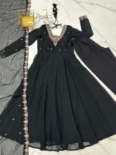 Black Soft Georgette Embroidered Anarkali Suit Set - BONYHUBSALWAR KAMEEZ