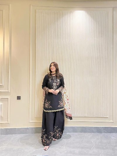 Black Elegant Farshi Suit With Floral Dupatta - BONYHUBSALWAR KAMEEZ