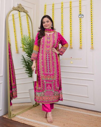 Viha Plus Size Pink Muslin Digital Print Salwar Suit Set - BONYHUBSALWAR KAMEEZ