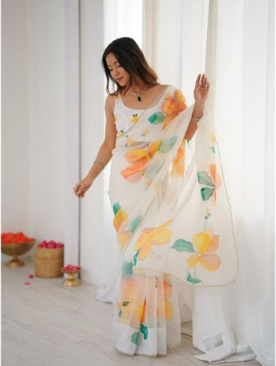 Floral Pearl Embroidered Sari with Unstiched Blouse