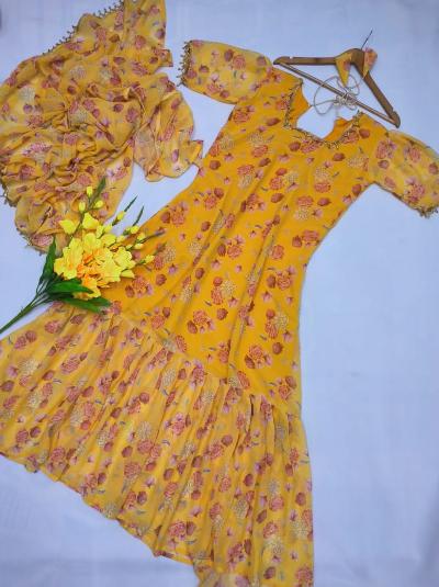 1 Min Yellow Floral Readymade Gown Saree UK Next Day - BONYHUBSAREE