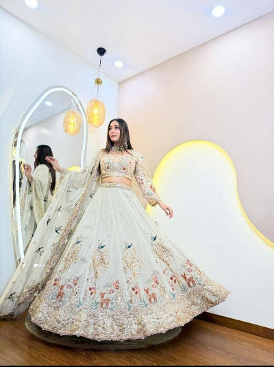 Ivory Embroidered Wedding Lehenga Choli Set for Women3