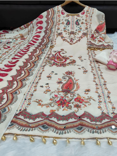 Plus Size Peach Printed Salwar Suit Set