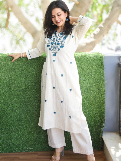 Dusty Lilac Chinon Embroidery Kurti Pant Suit Set