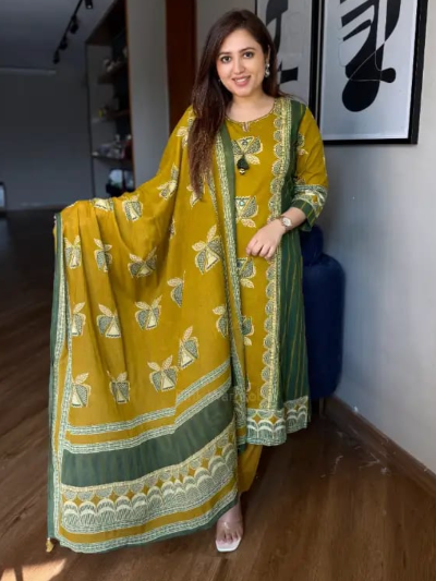 Mustard &amp; Green Cotton Katha Work Women&