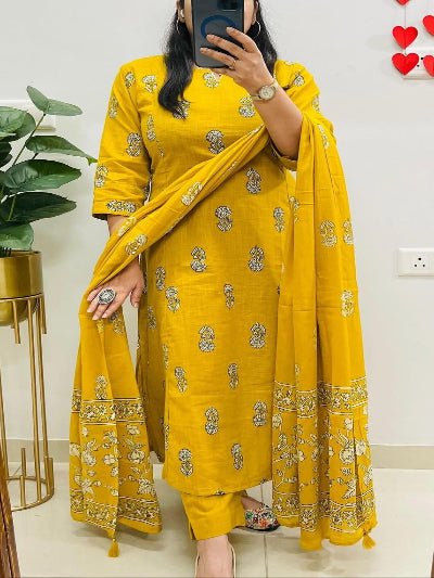 Beautiful Yellow Cotton printed Straight Suit Set - BONYHUBSALWAR KAMEEZ