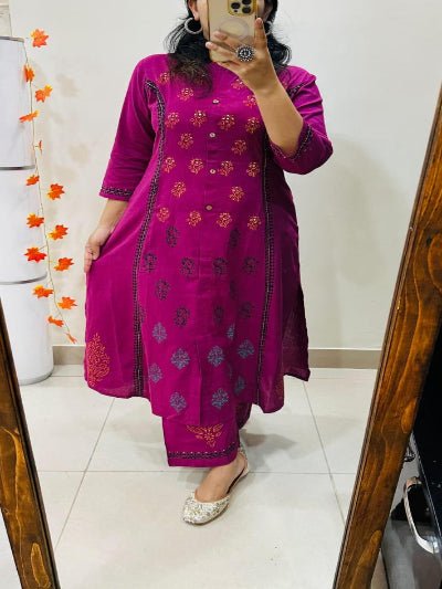 Elegant Magenta Thread Detailing Cotton Kurti Pant Set Of 2 - BONYHUBSALWAR KAMEEZ