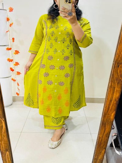 Elegant Lime Green Thread Detailing Cotton Kurti Pant Set Of 2 - BONYHUBSALWAR KAMEEZ
