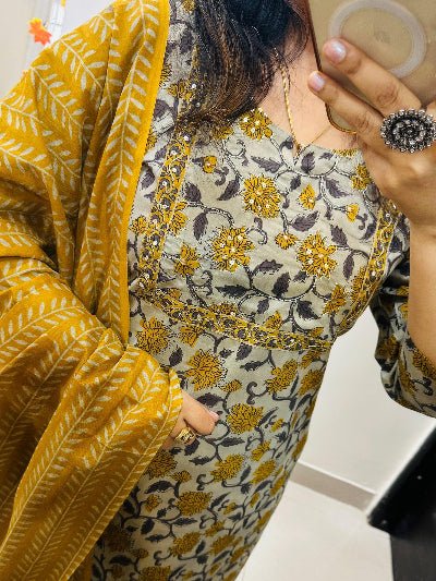 Classic Yellow Print Embroidery Cotton Straight Suit Set - BONYHUBSALWAR KAMEEZ