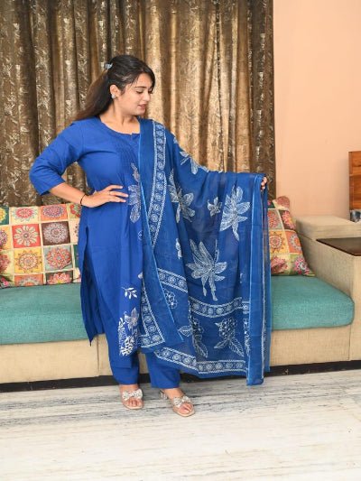 Royal Blue Printed Cotton Straight Suit Set - BONYHUBSALWAR KAMEEZ