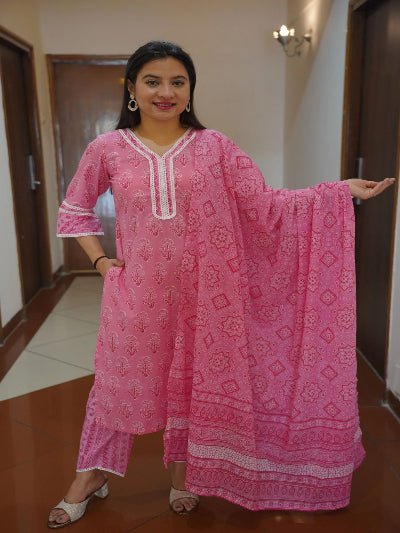 Light Pink Classy Printed Cotton Straight Suit Set - BONYHUBSALWAR KAMEEZ