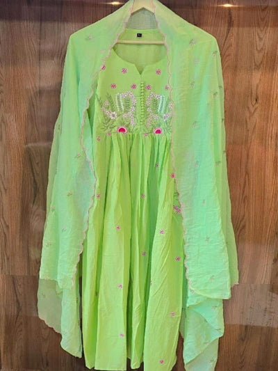 Green Embroidery Cotton Anarkali Suit With Malmal Dupatta - BONYHUBSALWAR KAMEEZ