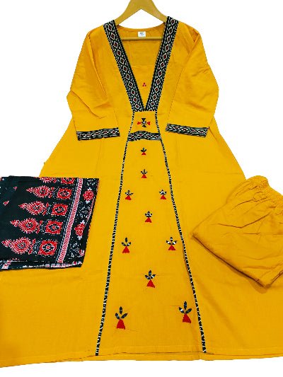 Yellow Beautiful Printed Cotton Straight Suit Set - BONYHUBSALWAR KAMEEZ