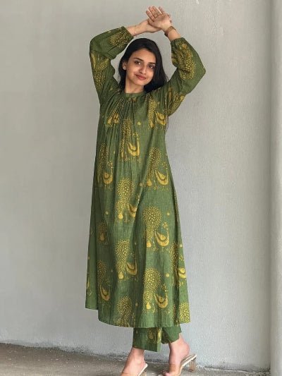 Green Cotton Discharge Rajasthani Print Kurti Pant Set - BONYHUBSALWAR KAMEEZ