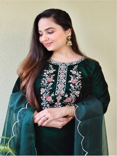 Rich Bottle Green Thread Embroidery Velvet Straight Suit - BONYHUBSALWAR KAMEEZ