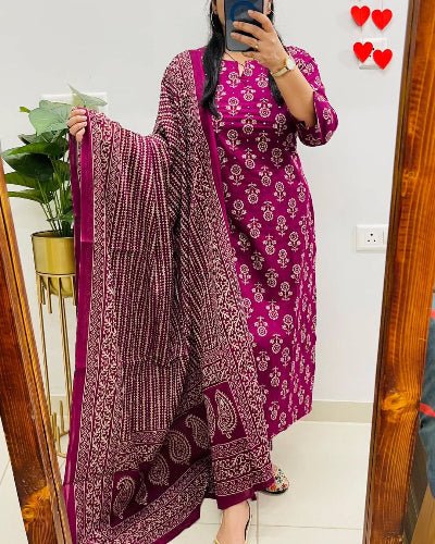 Classic Pink Printed Cotton Straight Suit Set - BONYHUBSALWAR KAMEEZ