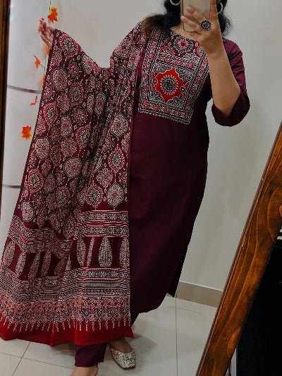 Elegant Dark Purple Mirror work Cotton Straight Suit Set - BONYHUBSALWAR KAMEEZ