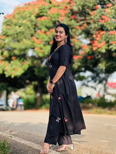 Black Floral Embroidery Pure Cotton Kurti Pant Set Of 2 - BONYHUBSALWAR KAMEEZ