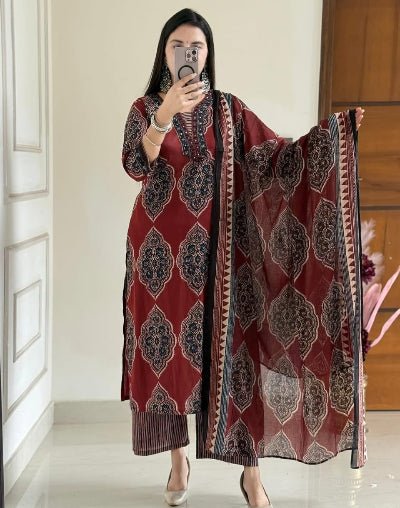 Maroon Printed Elegant Sequins Work Cotton Straight Suit Set - BONYHUBSALWAR KAMEEZ