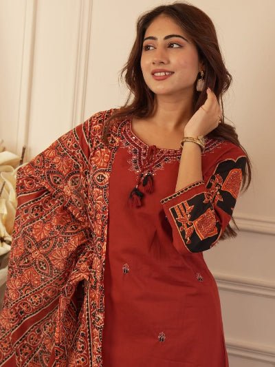 Red Embroidery Pure Cotton Ethnic Straight Suit - BONYHUBSALWAR KAMEEZ