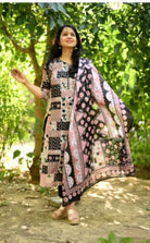 Pink & Black Chanderi Printed Straight Suit Set - BONYHUBSALWAR KAMEEZ