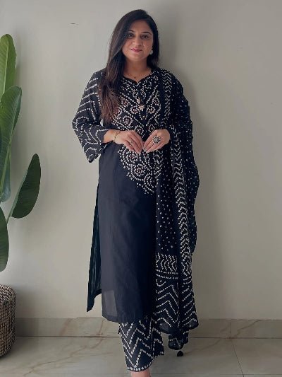 Bandhani Print Cotton Straight Suit - BONYHUBSALWAR KAMEEZ