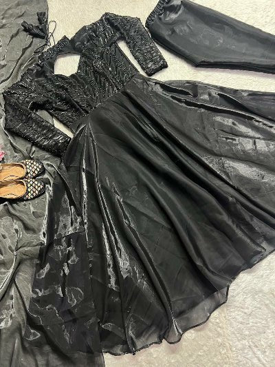 Black Elegant Sequins Embroidery Anarkali Suit Set - BONYHUBSALWAR KAMEEZ