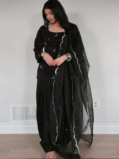 Black Embroidered Zari Moon Work Farshi Suit Set - BONYHUBSALWAR KAMEEZ