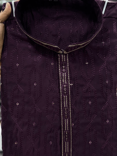 Black Embroidery Festive Men Kurta Pyjama - BONYHUBMEN KURTA