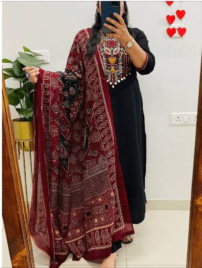 Black Red Straight Cotton Salwar suit - BONYHUBSALWAR KAMEEZ