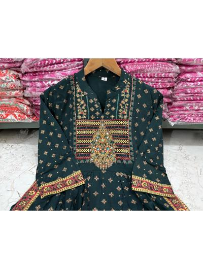 Dark Green Rayon Embroidered Salwar Suit (Set of 3) - BONYHUBSALWAR KAMEEZ