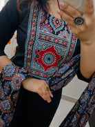 Black Cotton Jaipuri Printed Straight Suit Set - BONYHUBSALWAR KAMEEZ
