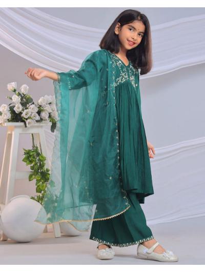 Kids Green Embroidered Salwar Suit with Organza Dupatta - BONYHUBClothing