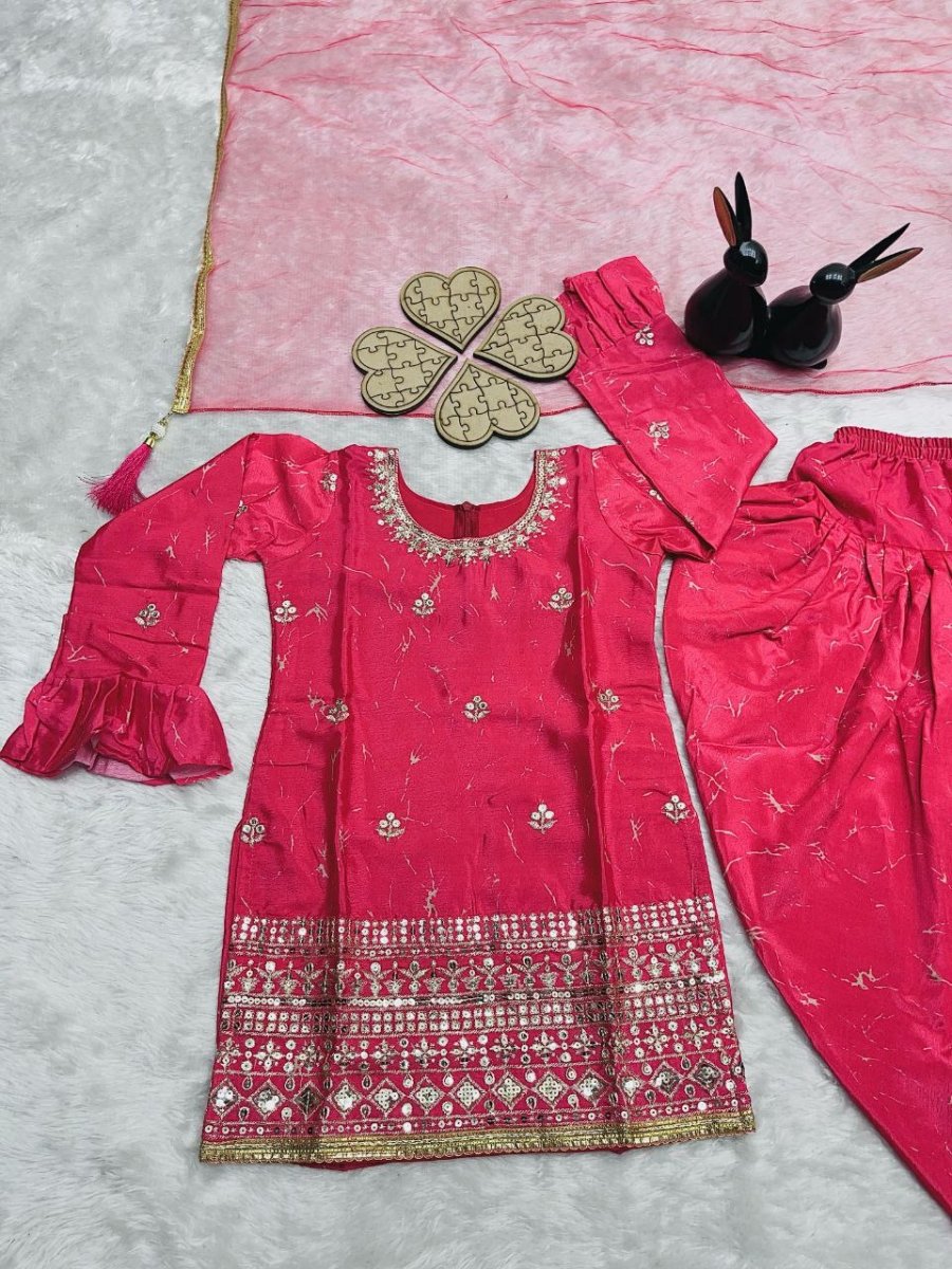 Kids Pink Festive Punjabi Suit Set UK Next Day - BONYHUBLehangas