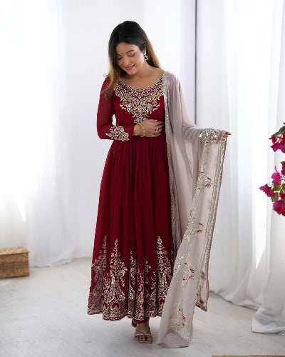 Maroon Intricate Thread Embroidered Anarkali Suit Set - BONYHUBSALWAR KAMEEZ