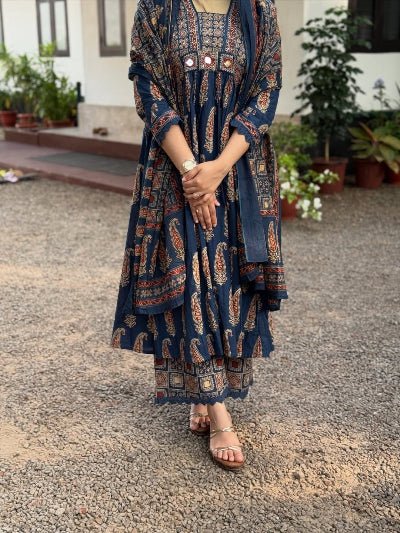 Navy Blue Women&
