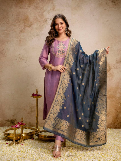 Lilac Ethnic Embroidered Kurta Set with Jacquard Dupatta