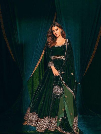 Emerald Green Velvet Sequin Embroidery Gown With Dupatta Set Of 2 - BONYHUBSALWAR KAMEEZ