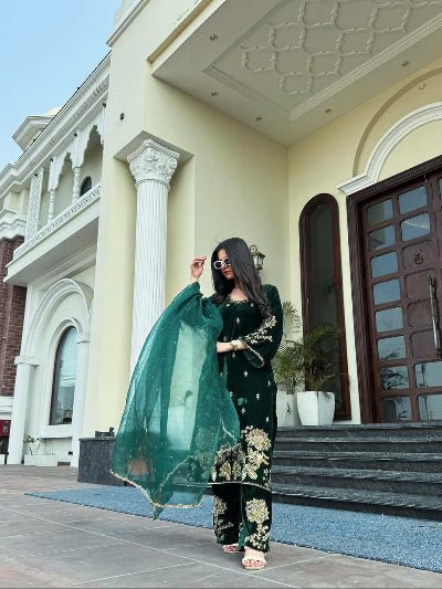 Deep Green Luxurious Velvet Embroidery Work Suit Set - BONYHUBSALWAR KAMEEZ