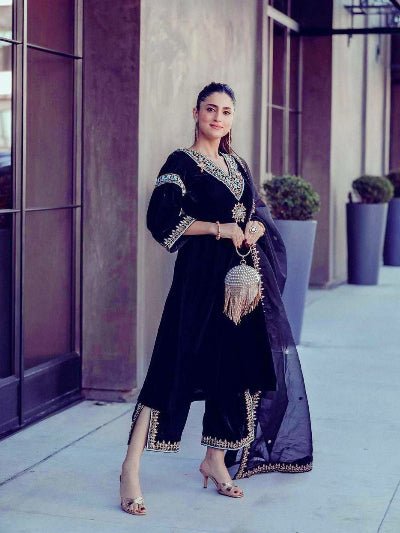 Navy Blue Velvet Embroidery Straight Suit with Organza Dupatta - BONYHUBSALWAR KAMEEZ