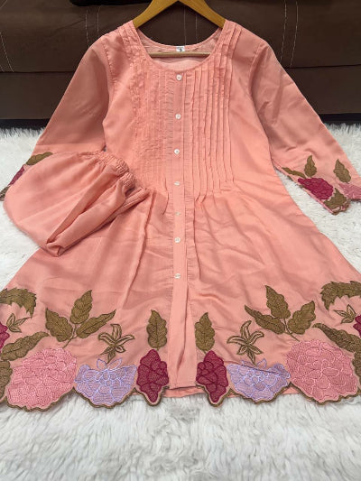Chanderi Silk Embroidered Kurta Pant Set- 2 Colours